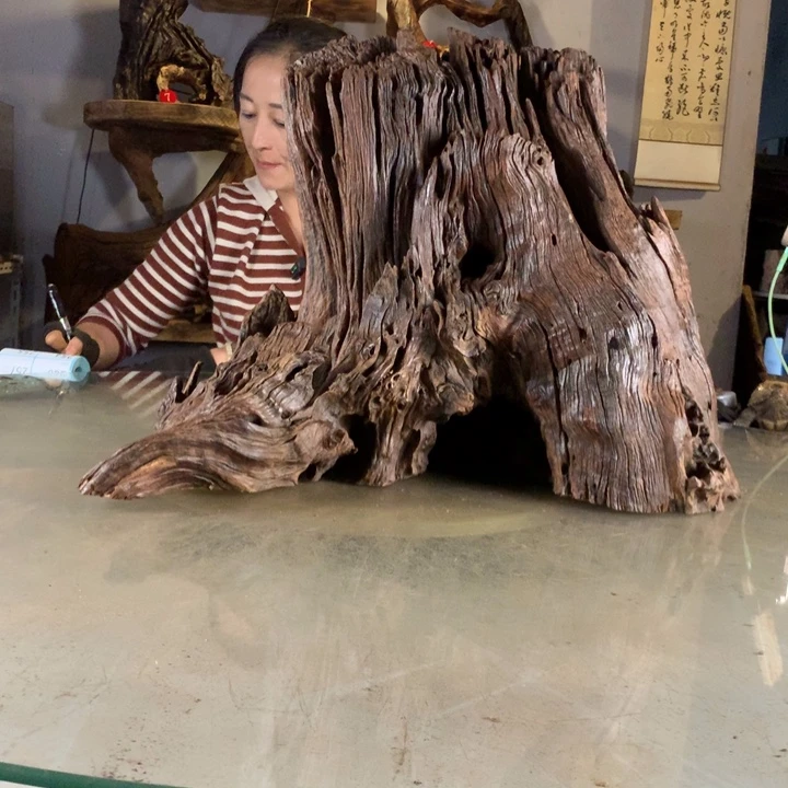 你***到天然的云南紫柚木会黄水