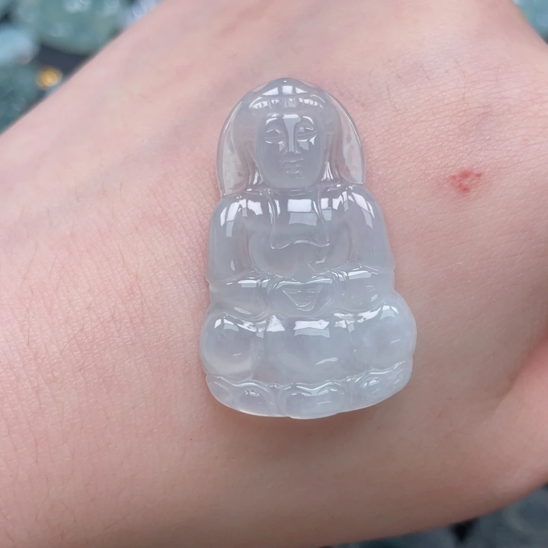 颈饰未镶嵌翡翠观音