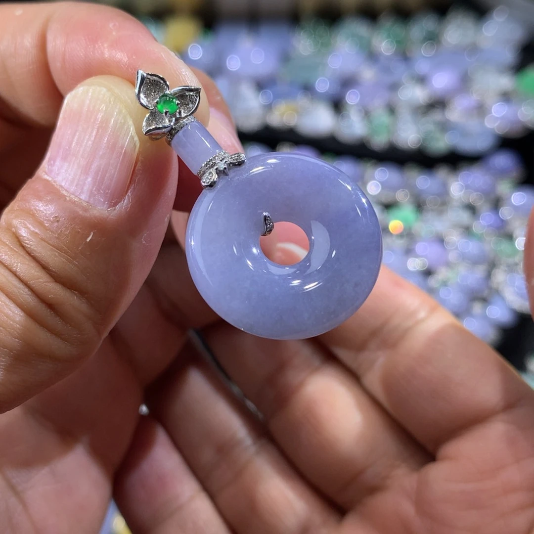 翡翠吊坠(不含链)18K金镶嵌