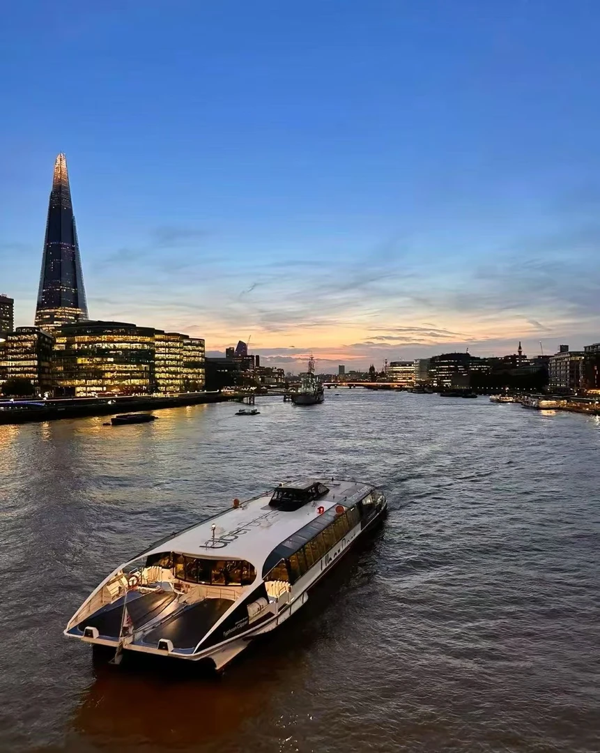 RB-XF-039款时尚男士短袖T恤1.29