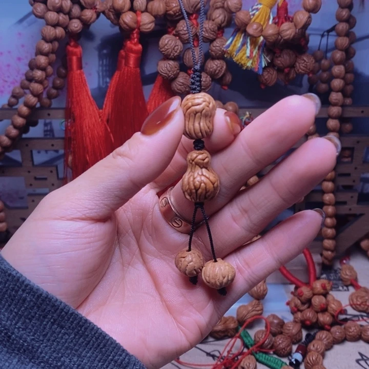 桃核吊坠龙纹桃枭