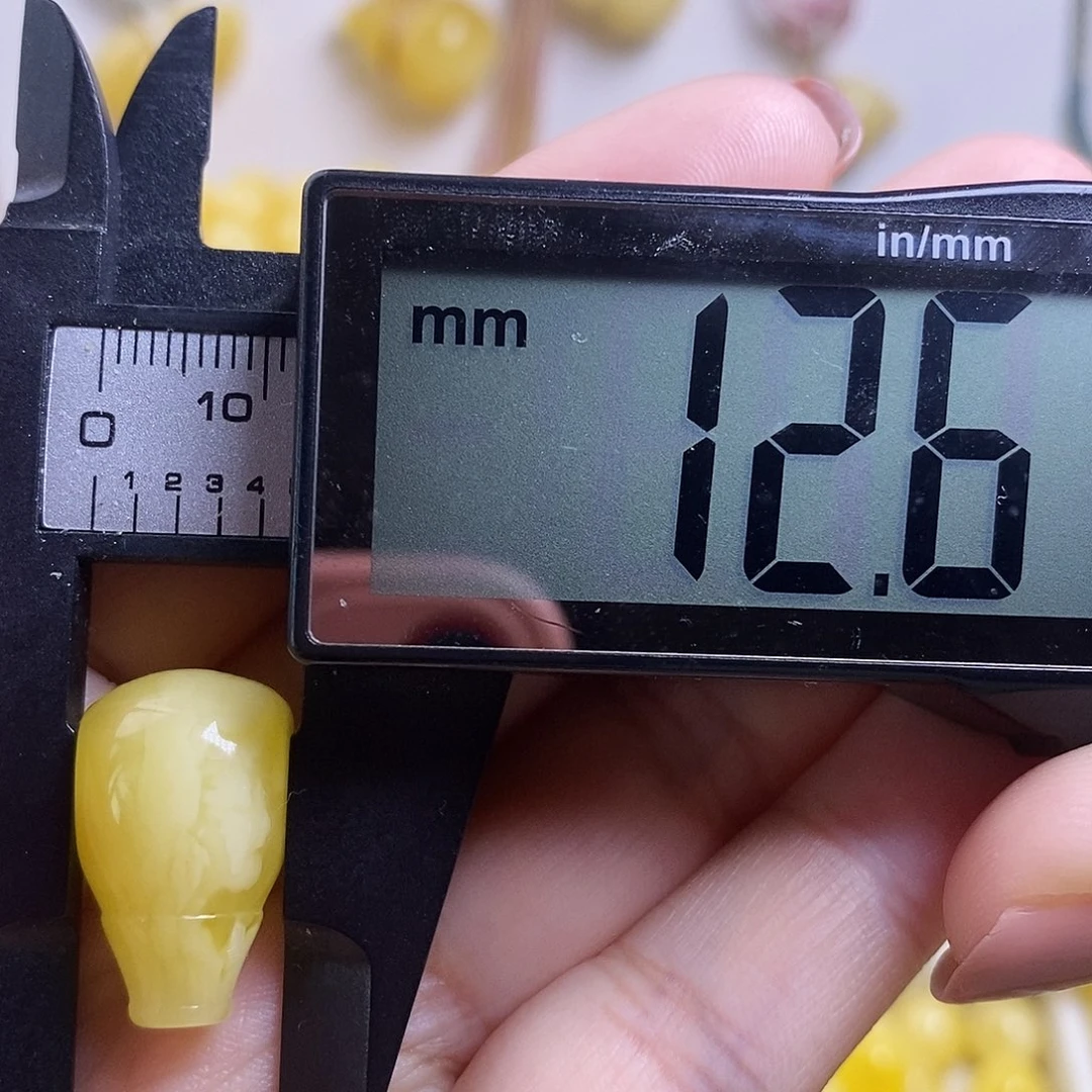 裸石琥珀未镶嵌蜜蜡三通