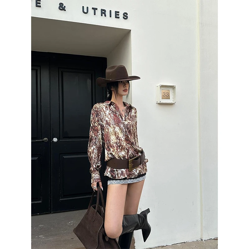 VENUIE【一猎钟情】宽松豹休闲宽松设计感纹缎面衬衫上衣01219