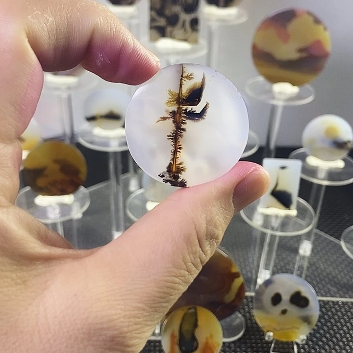 中***药合成碳硅石非金属时尚图纹画面石饰品