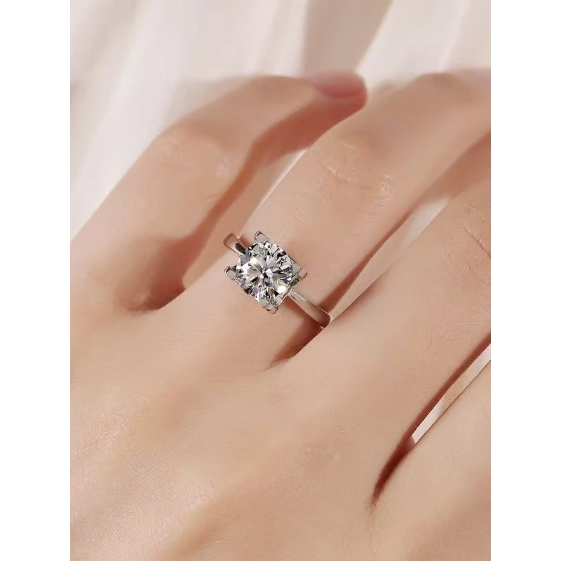 [南非甄选】NFZX私人定制 光面四爪牛头女戒1.0CT