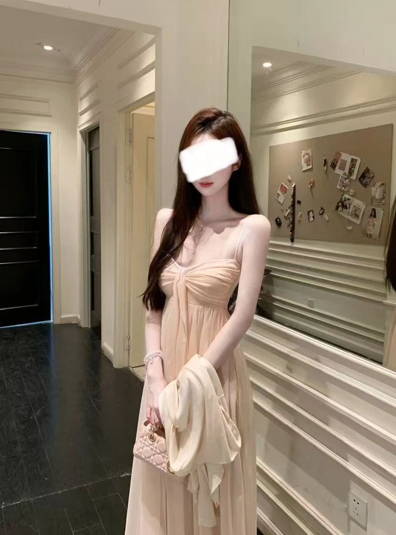 【芙蕖盈盈】纯欲温柔氛围感抹胸轻奢连衣裙小众ins慵懒风吊带长裙
