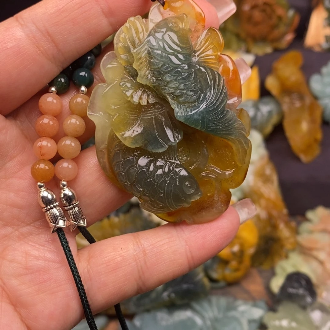 蛇纹石玉未镶嵌吊坠(赠链)微瑕