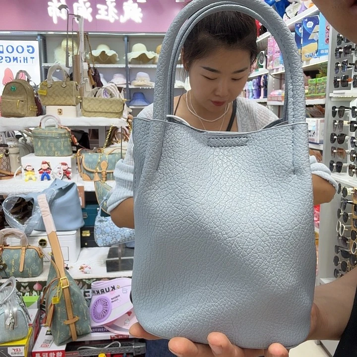 水晶玻璃吸管款嗯