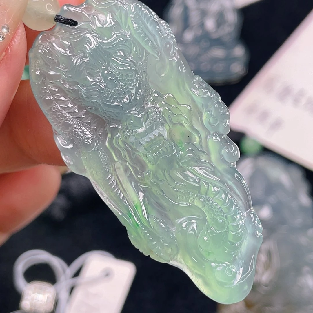 颈饰未镶嵌翡翠2，