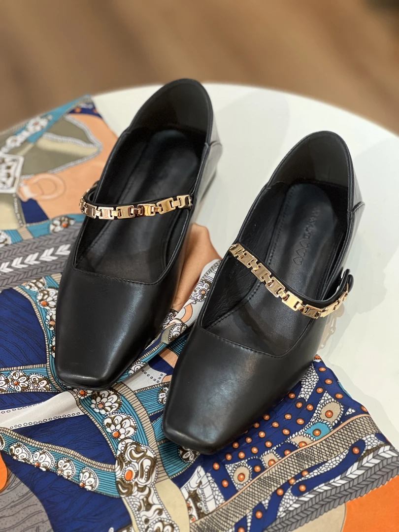 断码清仓浅口小皮鞋低跟慵懒假日金属链条晚宴鞋百搭方头时尚单鞋