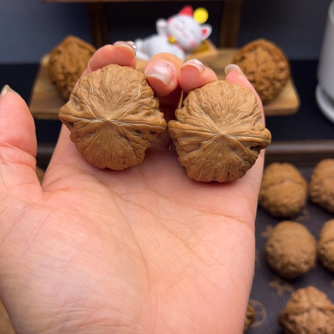 文玩核桃把件铁锤妹妹 39 全品白茬