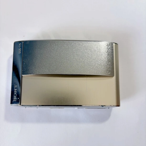 9新 Sony/索尼 索尼T5, 银色数码相机 510w像素 学生适用CCD相机