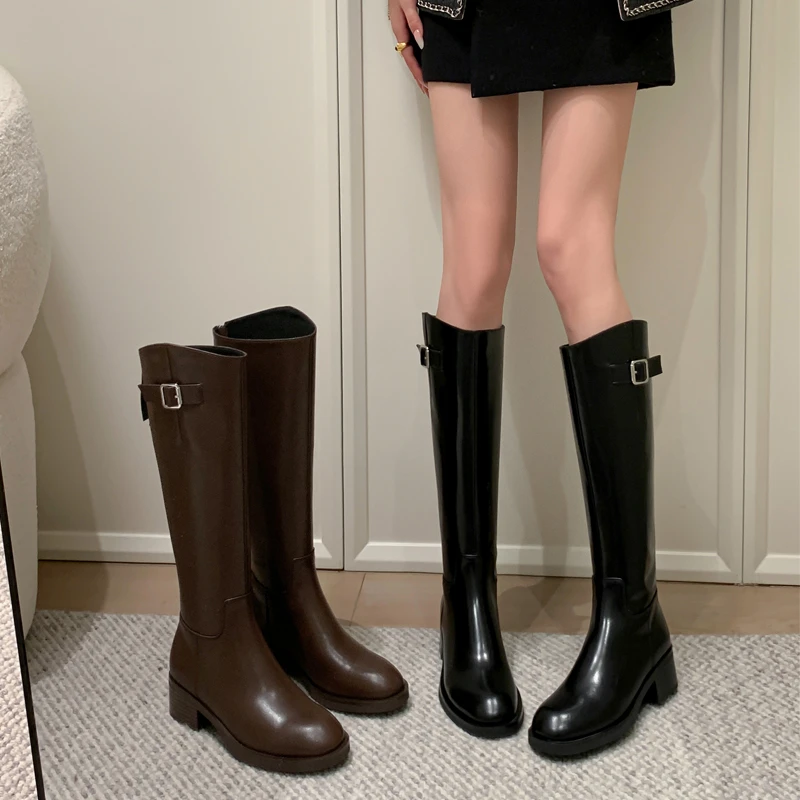 4.5CM 牛皮圆头粗跟高筒靴女小个子不过膝骑士靴显瘦皮带扣女长靴
