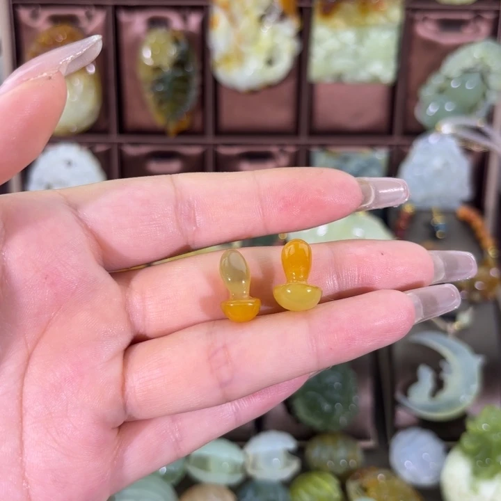 蛇纹石玉合金颈饰