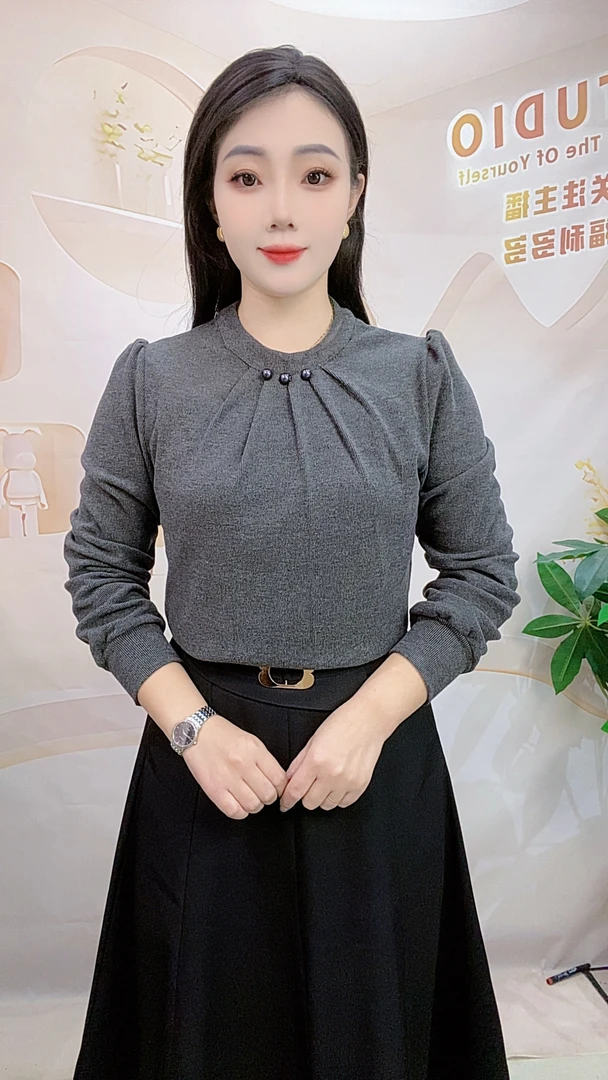 2025秋冬季钉珠圆领气质洋气显瘦女士长袖上衣减龄设计感百搭衬衫