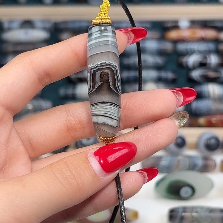 a***v玛瑙/玉髓合金珠宝奇石