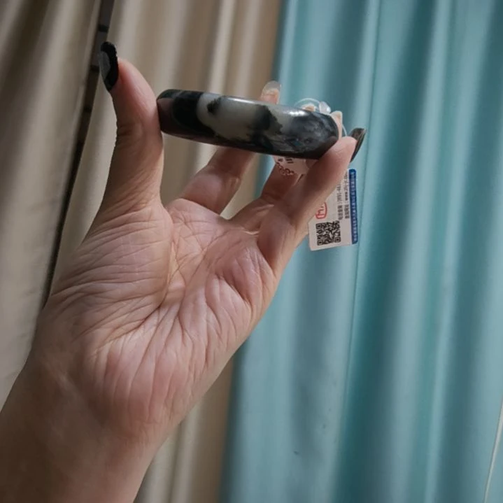 和田玉手镯未镶嵌康*妈