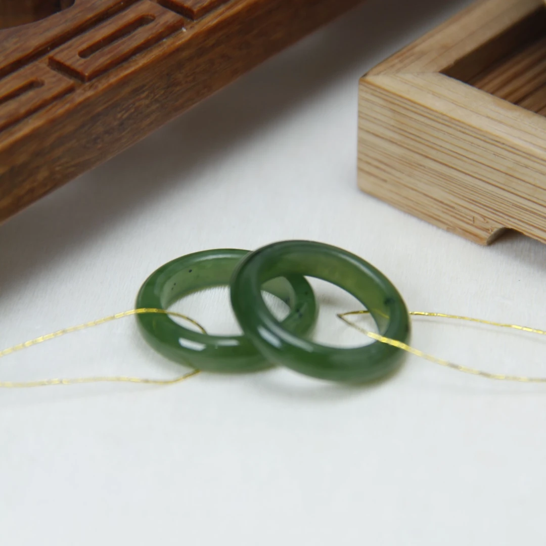 【峰哥撩玉】和田玉碧玉戒圈简约绿色时尚
