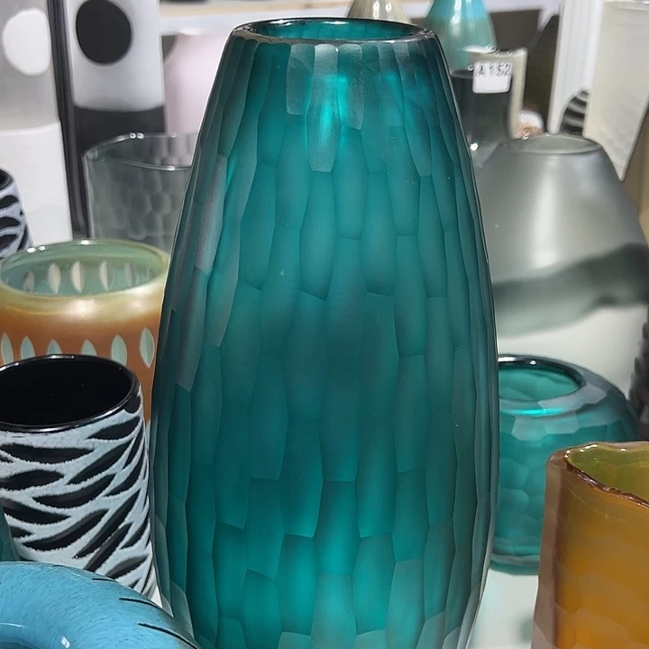 ?**?国际绿色磨刻花瓶花器高35口7