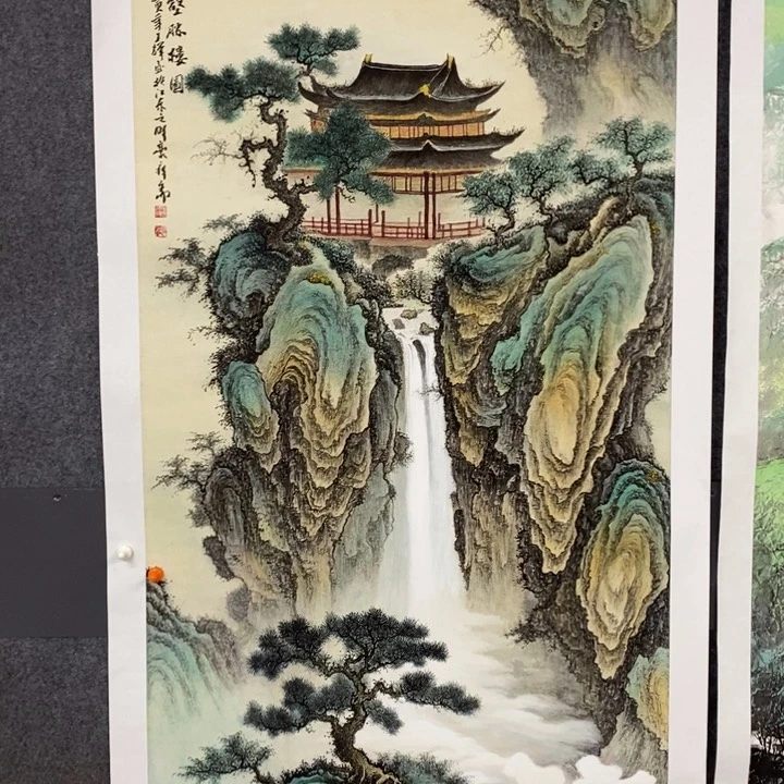 手绘作品等多种形式进行