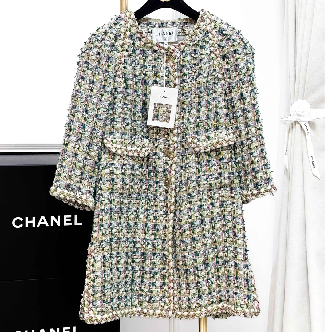99新 Chanel/香奈儿 42码希腊秀款绿色混色长款编织外套，猫头鹰扣