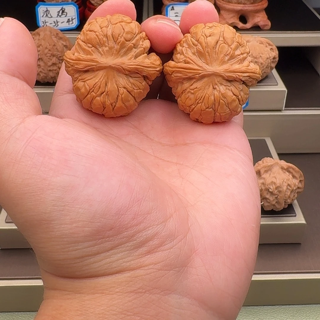 文玩核桃吊坠甲骨文41尺寸