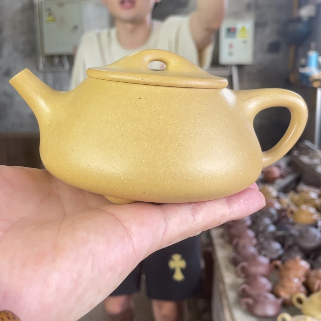 茶壶紫砂LCC。景舟满瓢。本绿 300CC