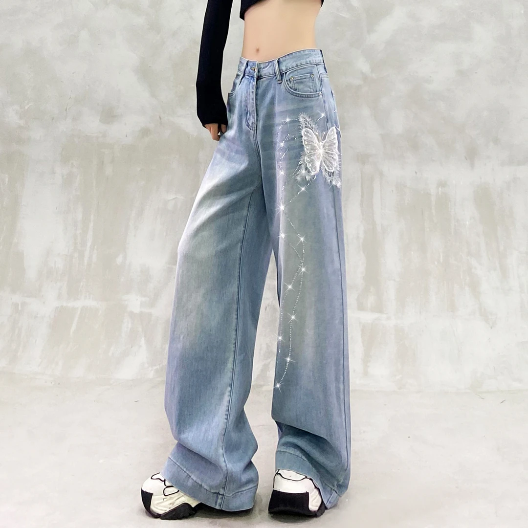 侧边蝴蝶装饰烫钻休闲牛仔裤女秋新款高腰宽松显瘦百搭直筒阔腿裤