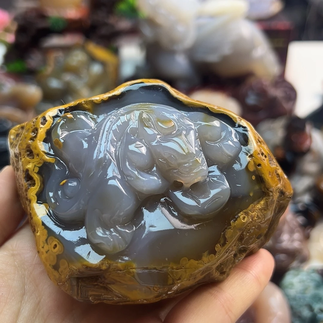 玛瑙/玉髓未镶嵌颈饰