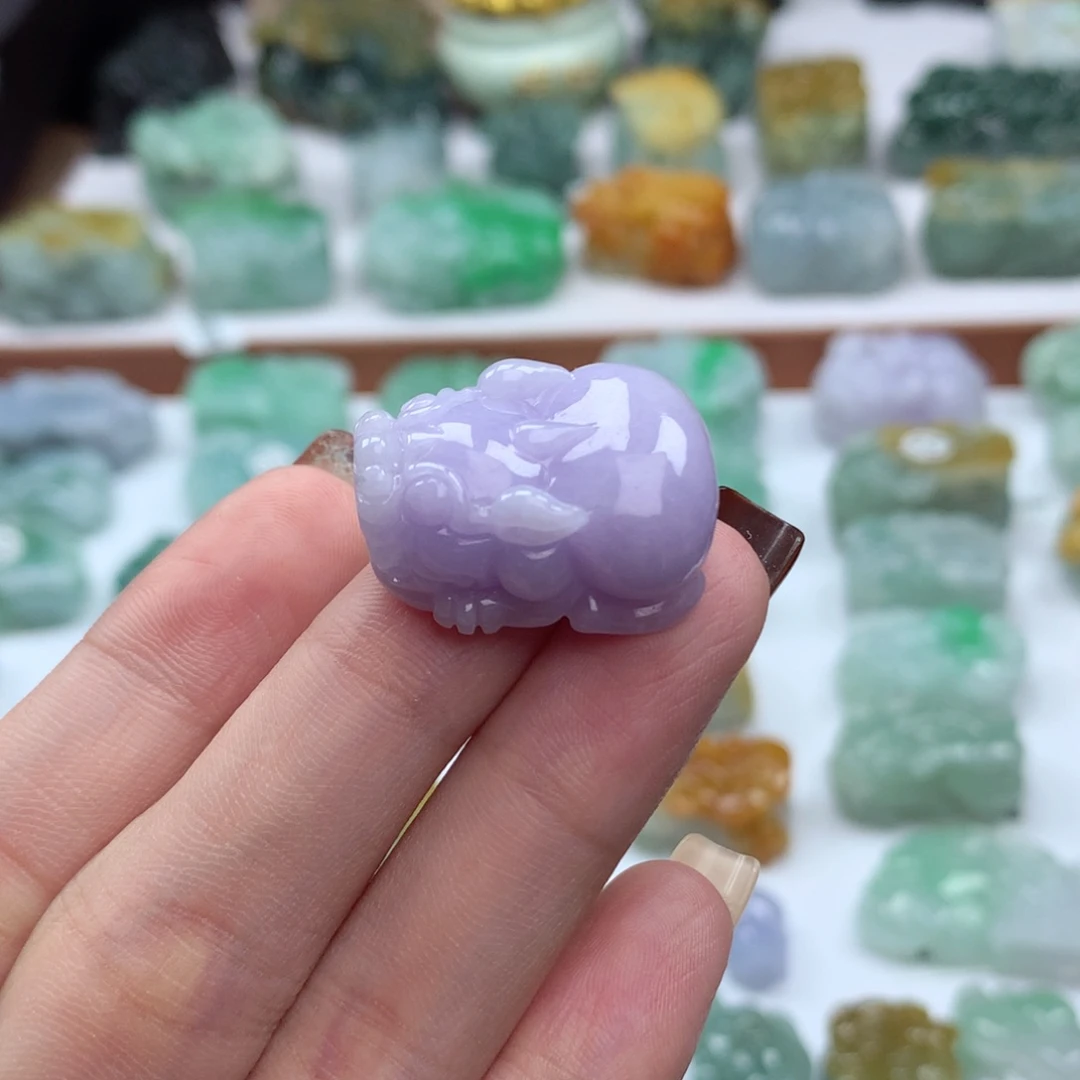 翡翠未镶嵌颈饰翡翠貔貅24