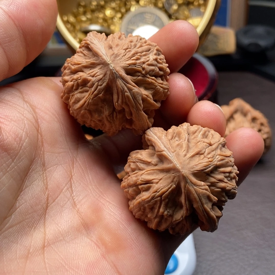 吊坠文玩核桃文山