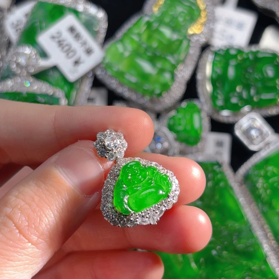 翡翠颈饰银S925镶嵌佛公