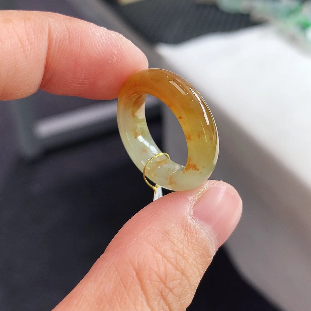 翡翠未镶嵌戒指11号