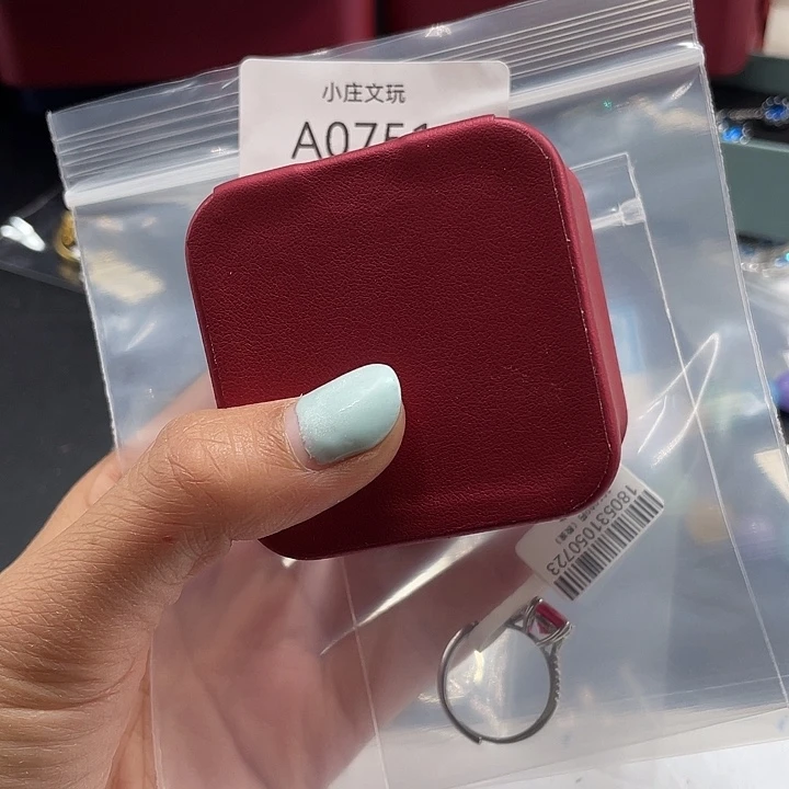 l***i时尚饰品925天然锆石银S925镶嵌0751