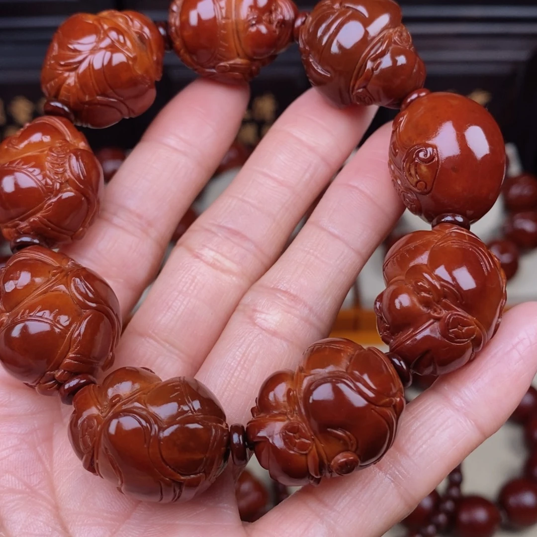 乔***丹吊坠橄榄核海派财神