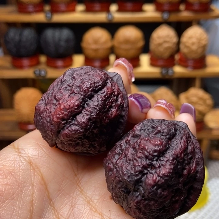 文玩核桃吊坠饕餮69