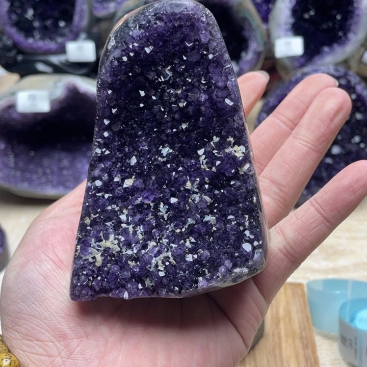 未镶嵌大型摆件（非配饰）紫晶