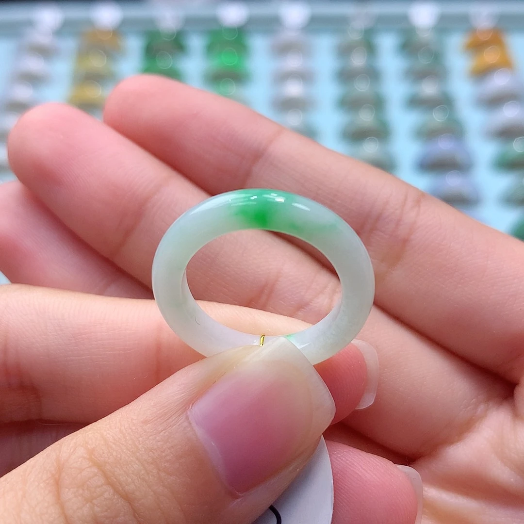 未镶嵌戒指翡翠13圈