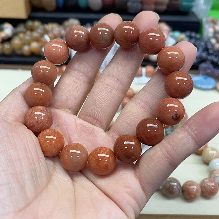 未镶嵌手串硅化珊瑚（珊瑚玉）来**财201