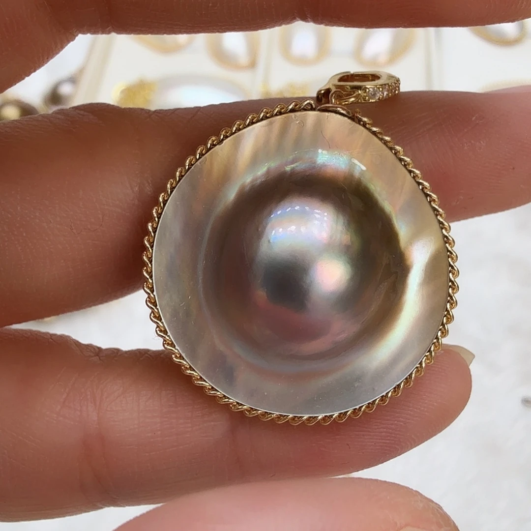 颈饰拼合珍珠（马贝珠）未镶嵌18