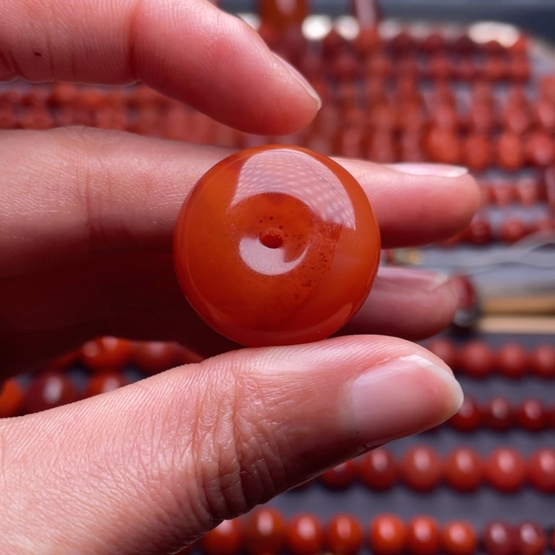 南红玛瑙未镶嵌其他W24*12瓦西柿子红平安扣