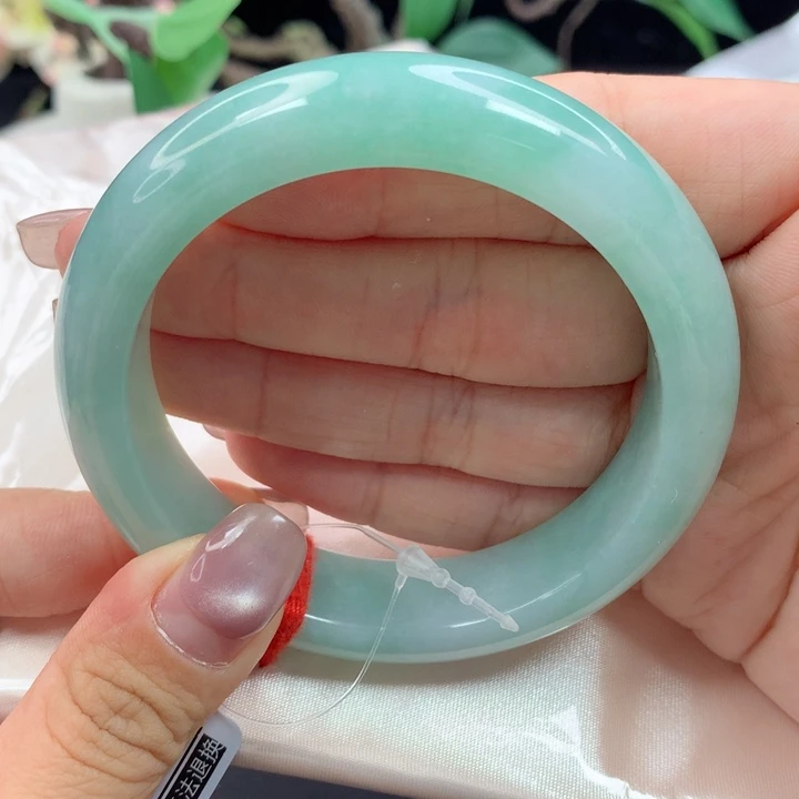 未镶嵌手镯翡翠42