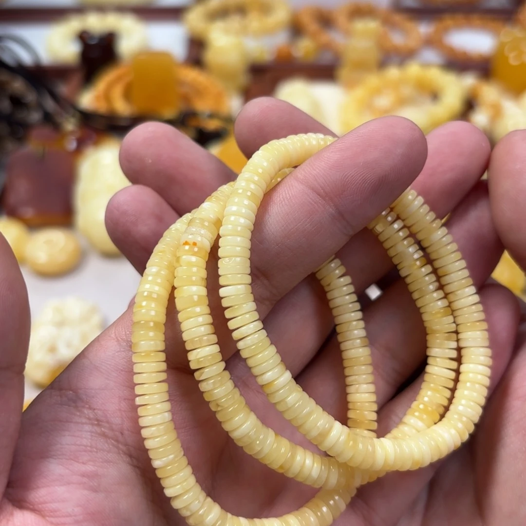 蜜蜡裸石未镶嵌手串