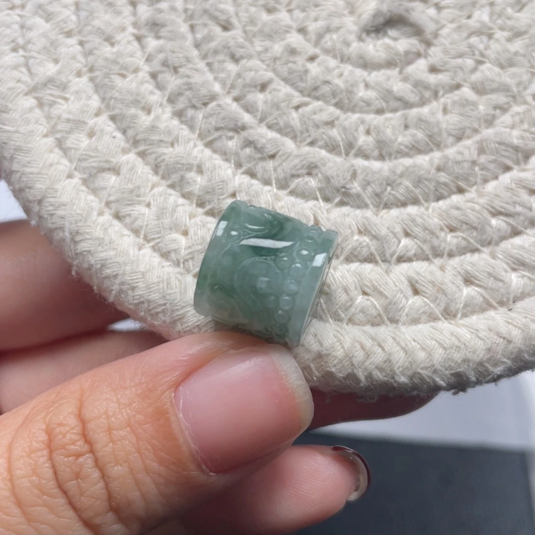 翡翠未镶嵌颈饰天然A货缅甸翡翠13.4