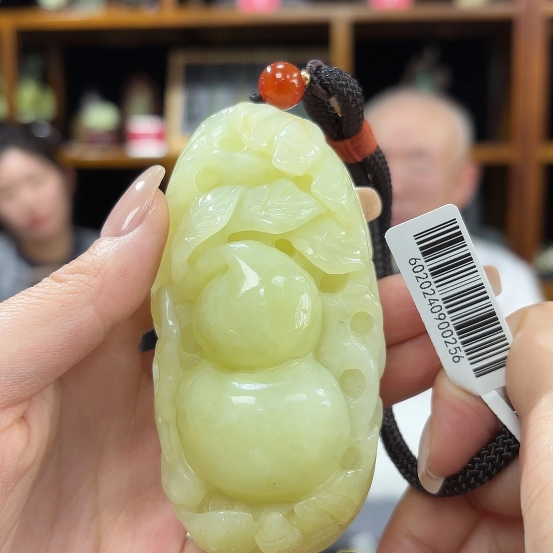 蛇纹石玉手把葫芦未镶嵌