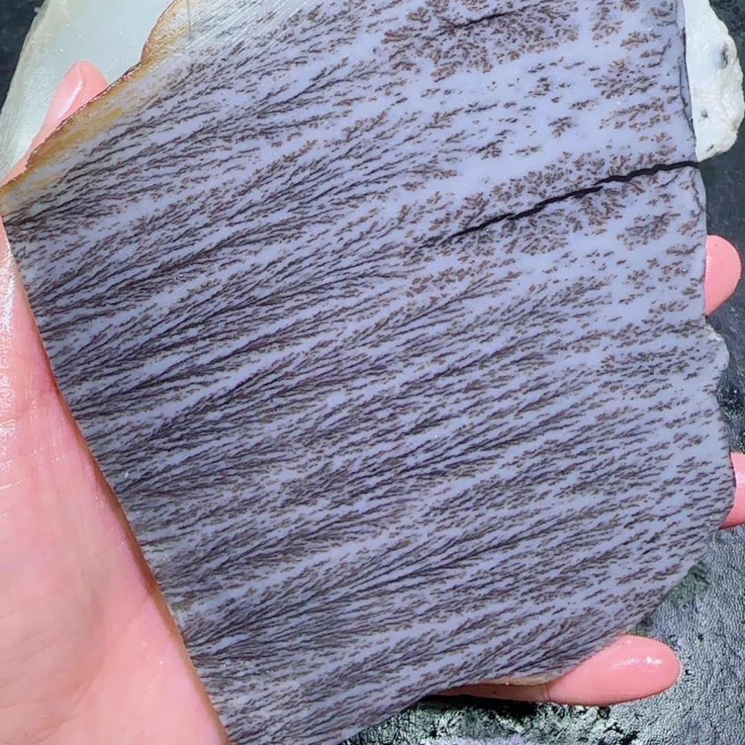 用***张和田玉（糖玉）未镶嵌珠宝半成品