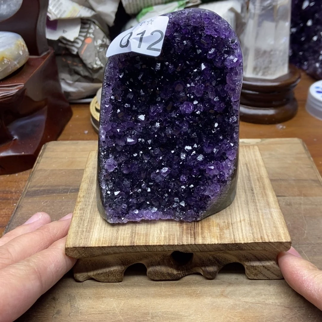 紫晶大型摆件（非配饰）未镶嵌