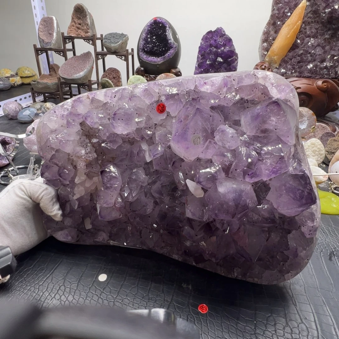 珠宝半成品水晶未镶嵌25斤多大漏紫水屏风有裂