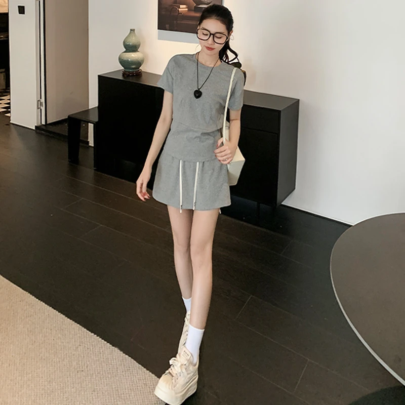 韩版运动时尚休闲套装女夏新款简约百搭圆领短袖上衣阔腿短裤套装