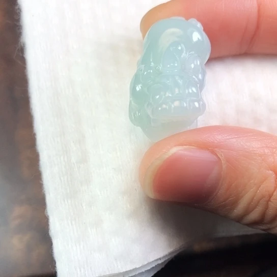 翡翠未镶嵌颈饰缅甸A货，每天下午1点半开播